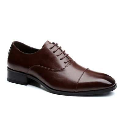 Zapatos de cuero clásicos