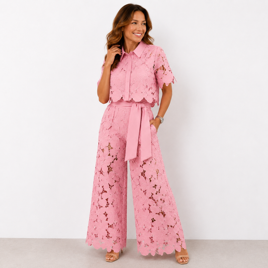 Mónica | Conjunto de top camisero y pantalón ancho en encaje calado floral