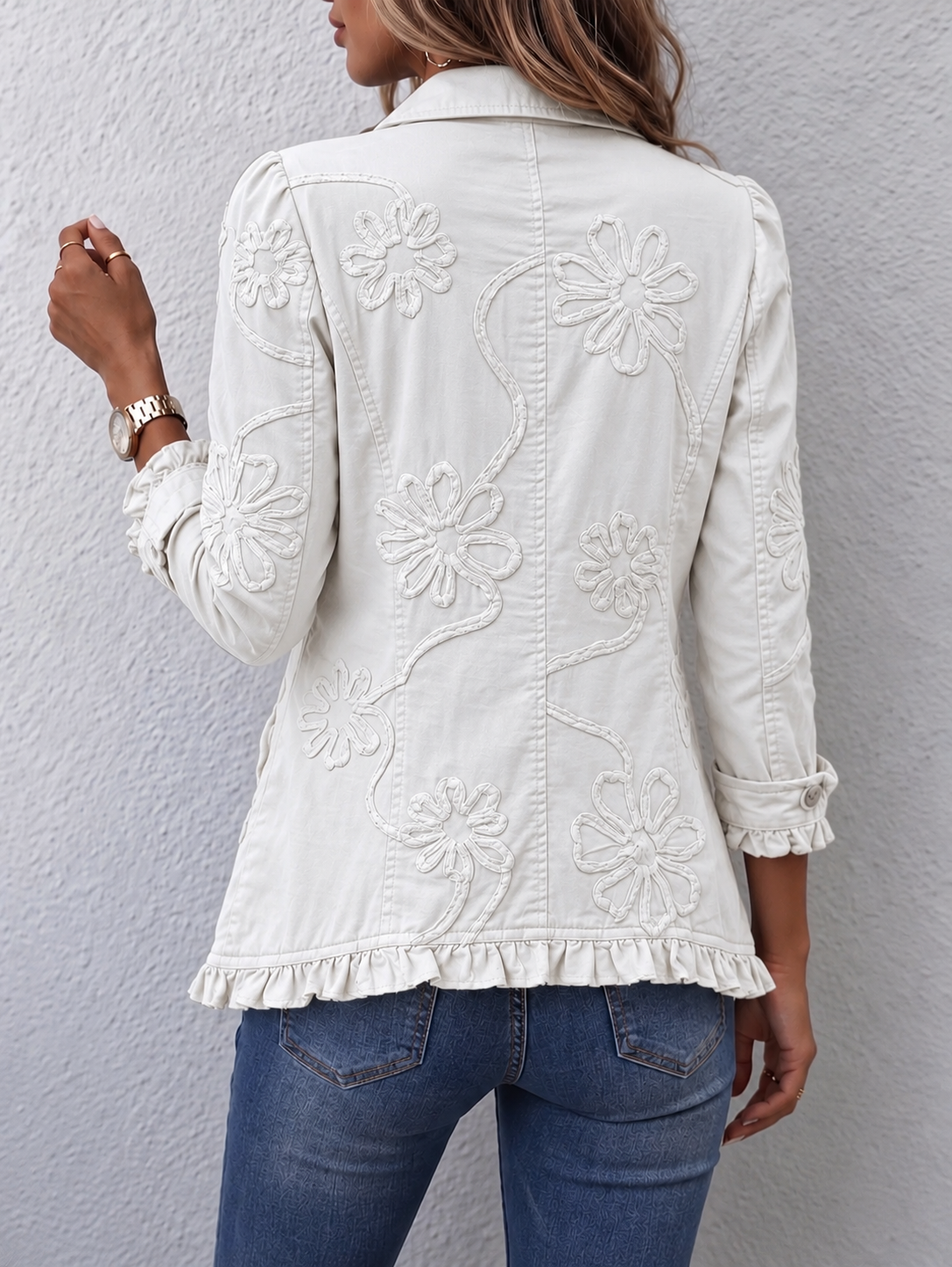 Ascensión | Chaqueta con volantes bordados