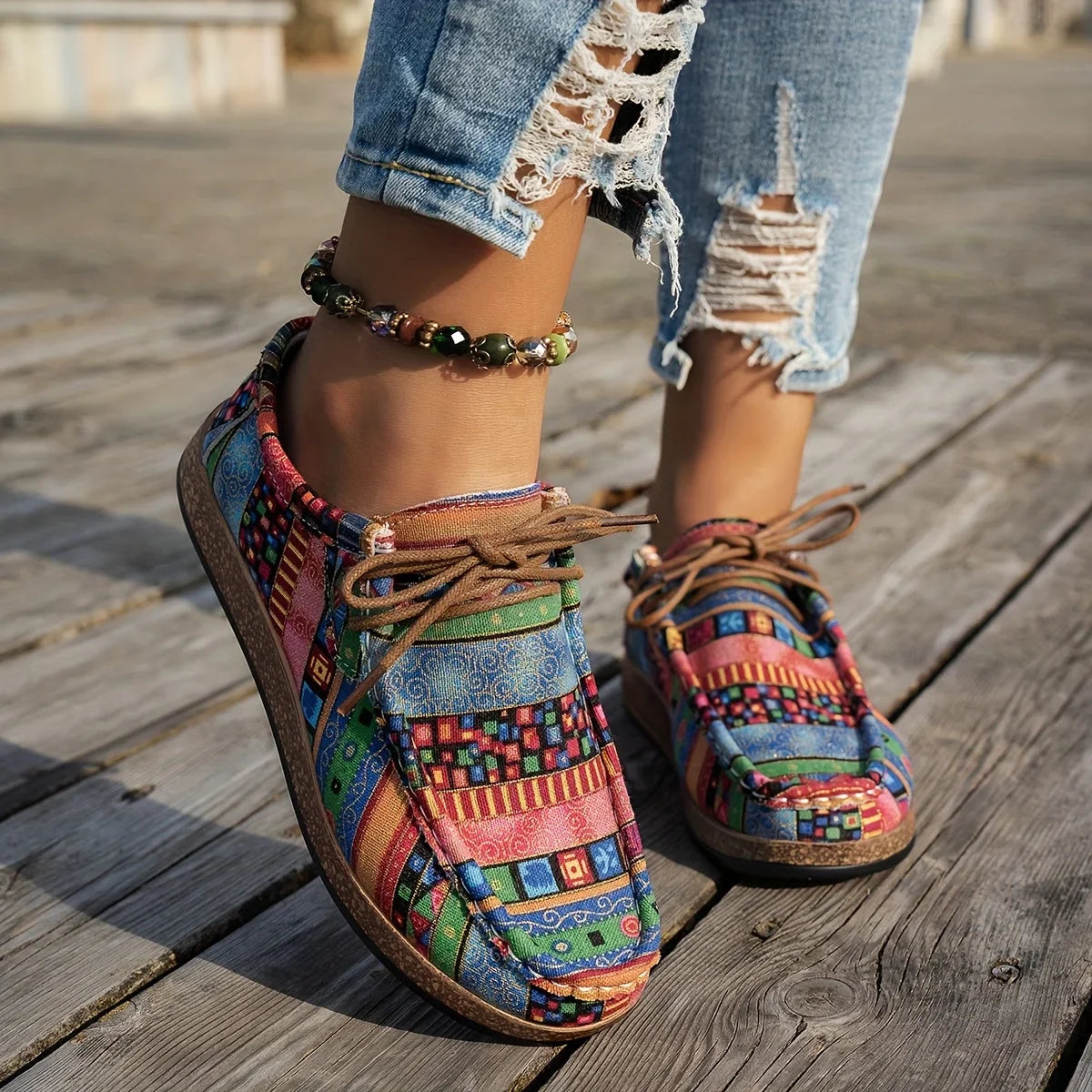 Zapatillas deportivas ortopédicas y cómodas multicolor para mujer.