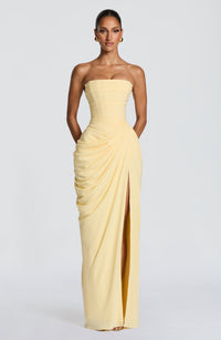 Valentina | Vestido maxi sin tirantes con corset y drapeado asimétrico